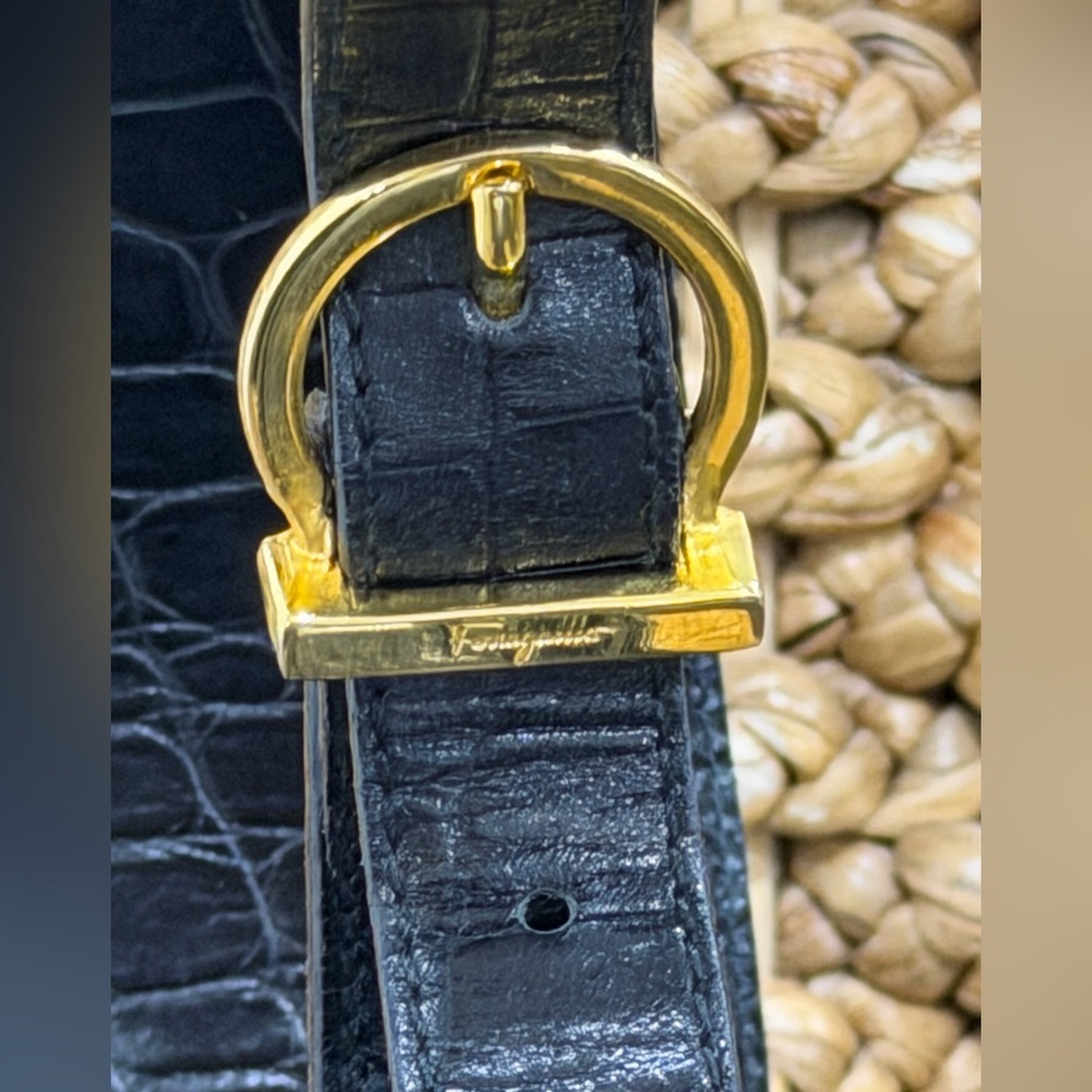 Salvatore‎ Ferragamo Gancini Shoulder Bag - Picture 7 of 10